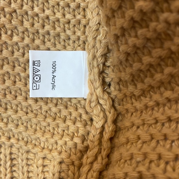 (A4) NEW SHEIN Camel Chunky Cable Knit Open Front Cardigan, Size Small, NWOT - Picture 5 of 10
